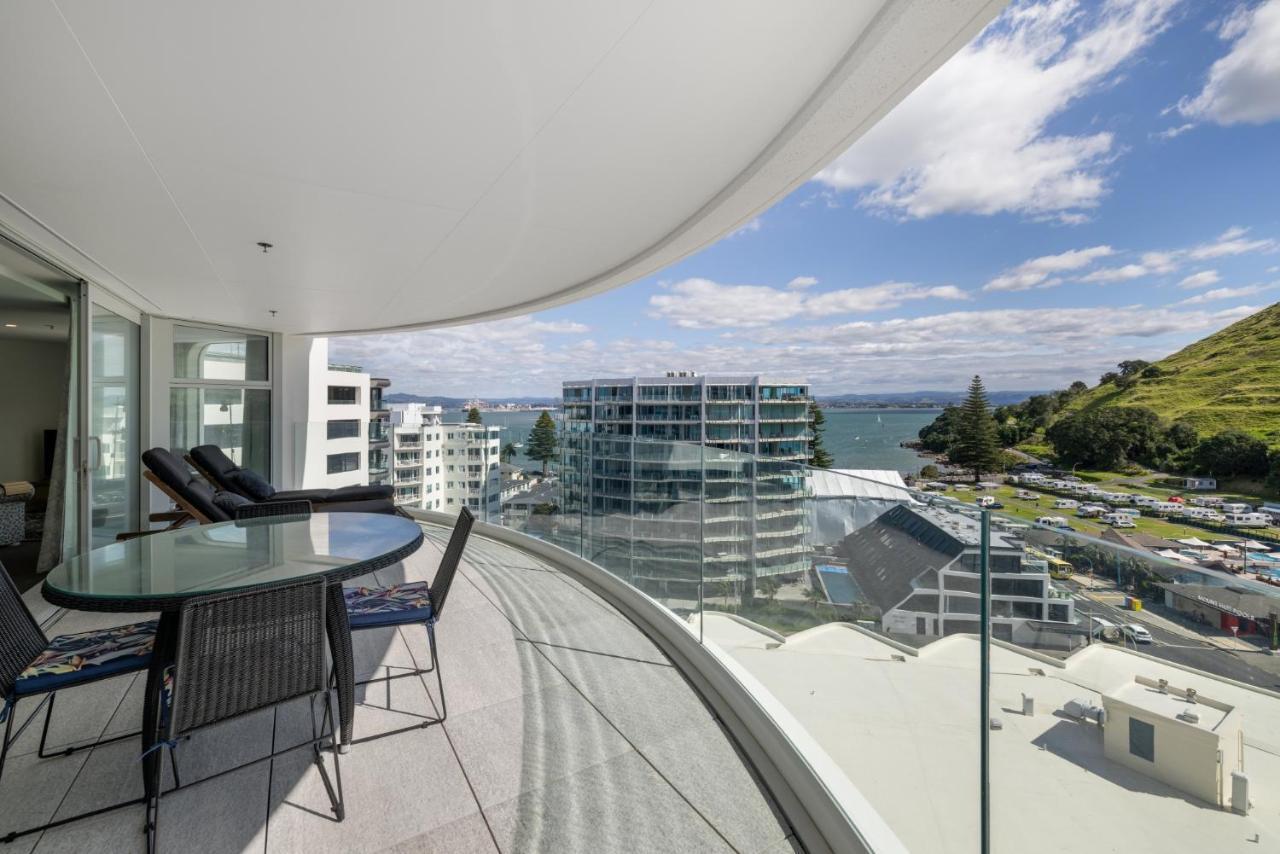 Oceanside Apartment With Iconic Views Mount Maunganui Exterior photo