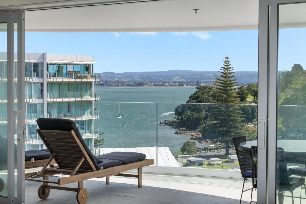 Oceanside Apartment With Iconic Views Mount Maunganui Exterior photo