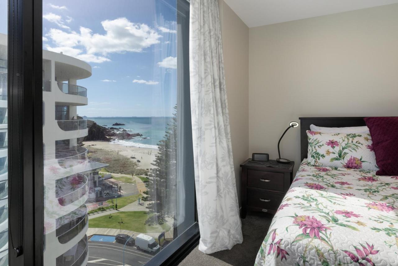 Oceanside Apartment With Iconic Views Mount Maunganui Exterior photo