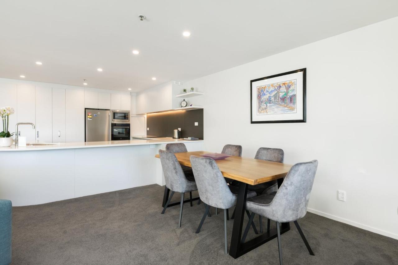 Oceanside Apartment With Iconic Views Mount Maunganui Exterior photo