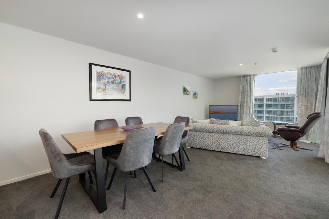 Oceanside Apartment With Iconic Views Mount Maunganui Exterior photo